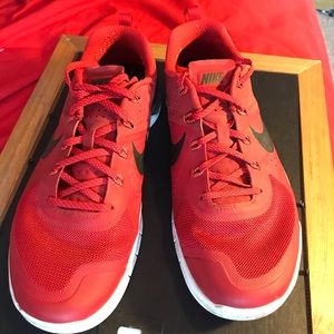 Nike Flywire Running Shoes